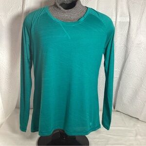 Under Armour All Season Gear Women’s XL Long Sleeve Lightweight Green Shirt